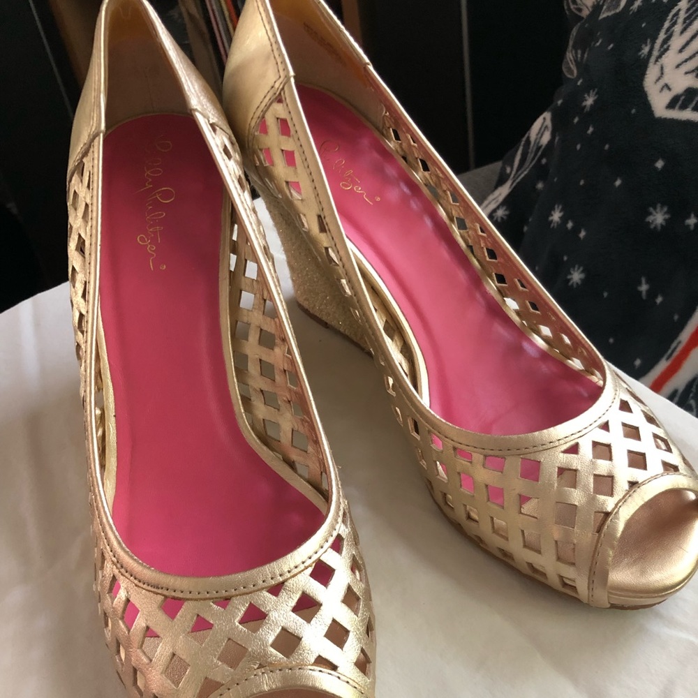 Lilly Pulitzer Gold Wedges
